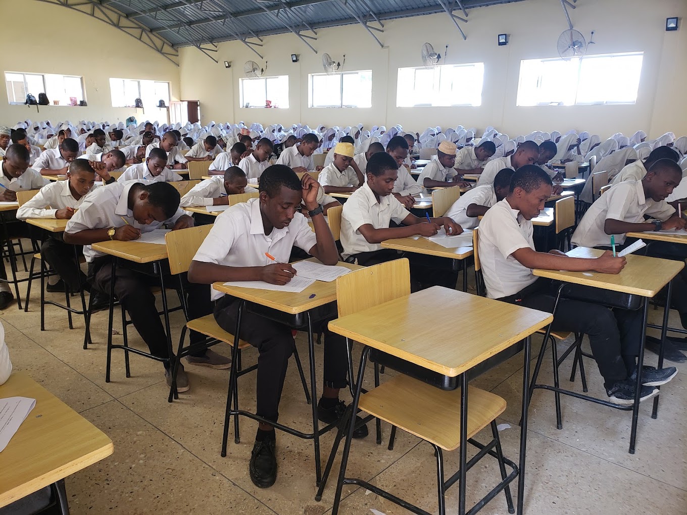 AF1QipOHEB8AXzErd-9Mfw5h-UhAlUp5A2SmusBDFEXA=s1360-w1360-h1020