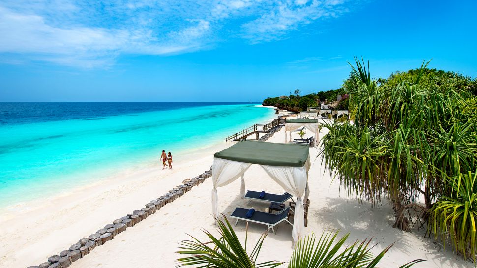 009782-01-beach.jpg