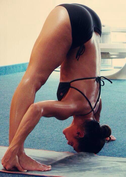 BdeaqiHCQAAi0YA.jpg:large