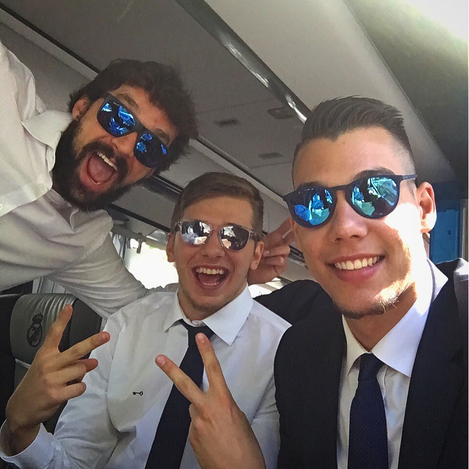 CloH22oWgAAQAiQ.jpg