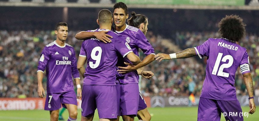 Cu1R_a5W8AQc5D2.jpg:large