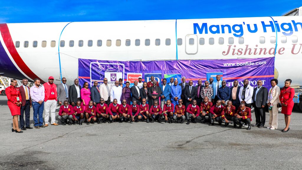 Kenya Airways Donates Decommissioned Boeing 737-700 NG to Mang'u High  School for Aviation Training » Capital News