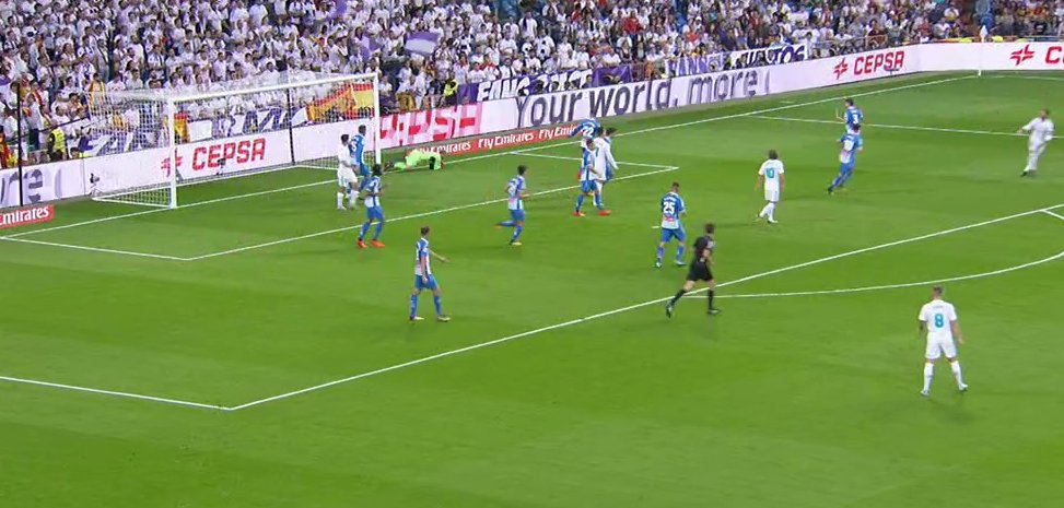 DLEu2_0W0AQ-q8f.jpg:large