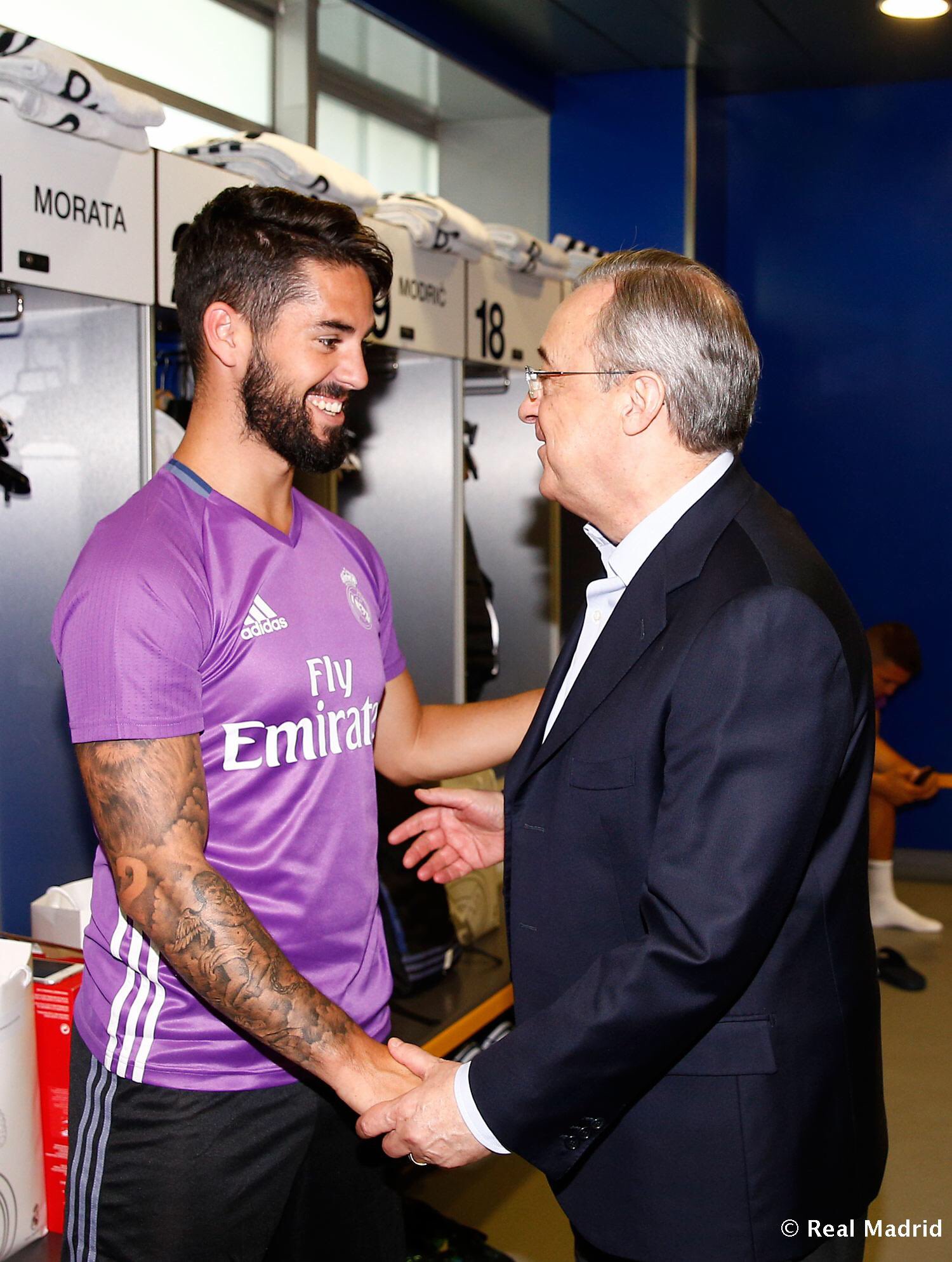 Cnex1KoXgAAcTEB.jpg:large