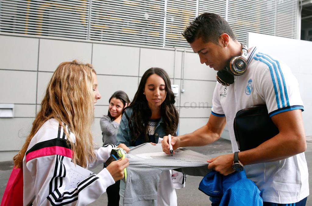 CO7y9M4WsAAnZwK.jpg:large