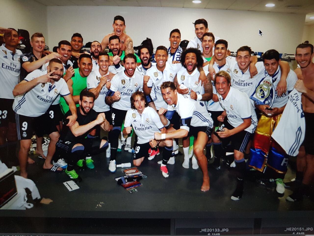 DAYM5aPXkAAwQpL.jpg:large