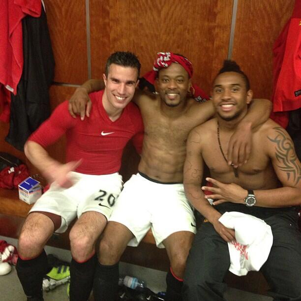 BIfJ3HLCMAA0Z-0.jpg:large