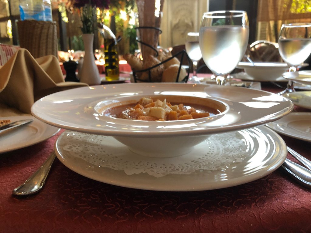 la-gondola-italian-restaurant.jpg