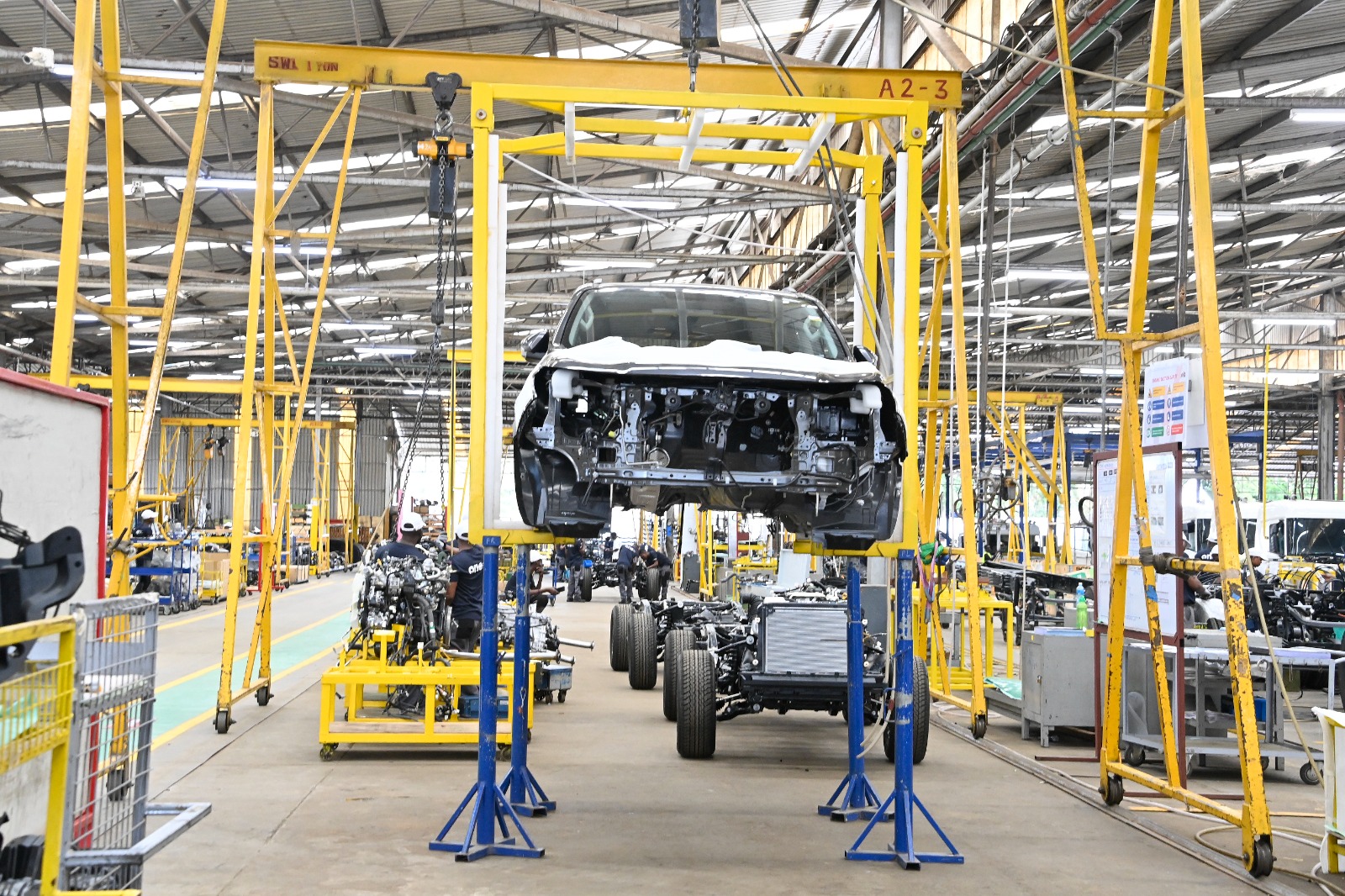 Musalia W Mudavadi on X: Joined H.E. President @Williamsruto, other  Cabinet colleagues, local and national leaders at the launch of Toyota  Fortuner local assembly line in Miritini, Mombasa County.  https://t.co/LHwGEWNZMY / X