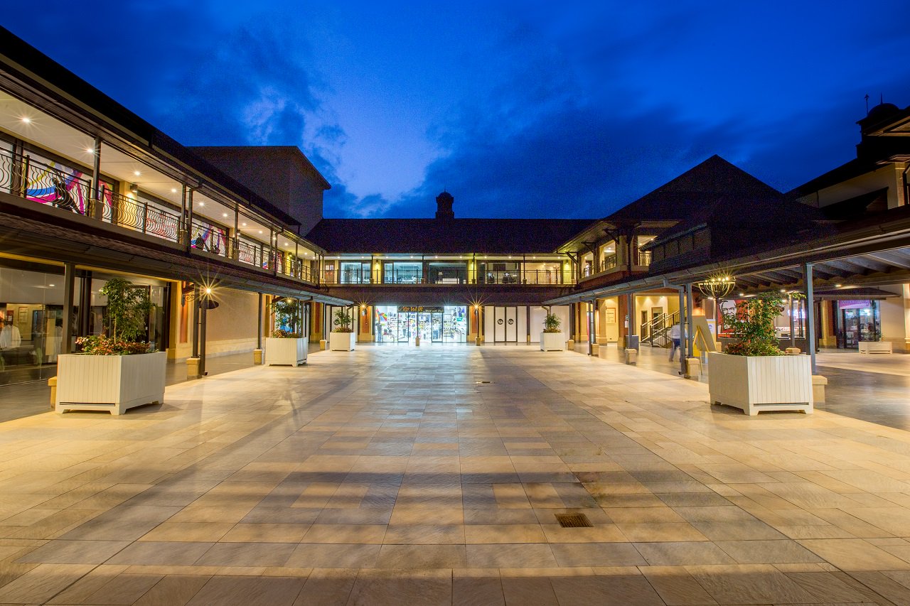 DPJ0fQzWsAAHhOW.jpg:large