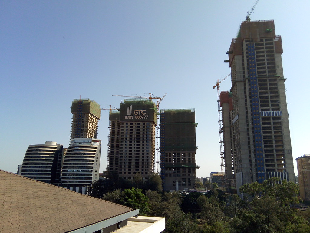 33103352418_5586684d19_b.jpg
