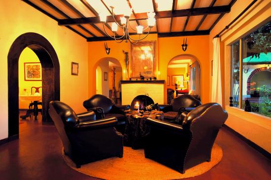 mount-meru-game-lodge.jpg