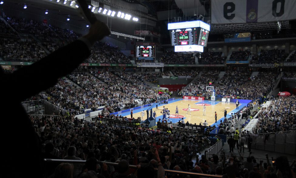 Cfd6flMWIAA1k2a.jpg:large