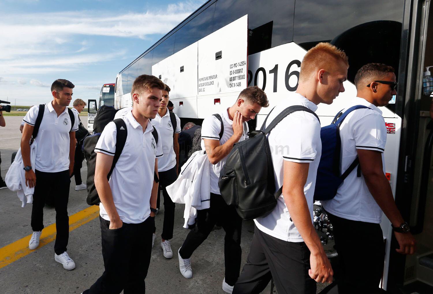 CnoivNUWIAAW_sW.jpg:large