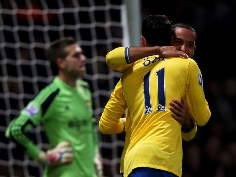 West-Ham-v-Arsenal-Theo-Walcott_3057382.jpg