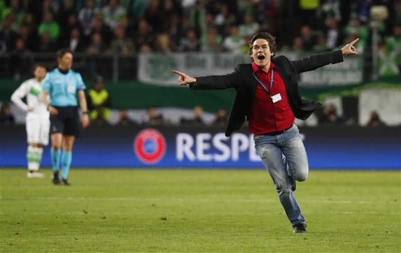 CfZCQrVWAAA5jTJ.jpg:large