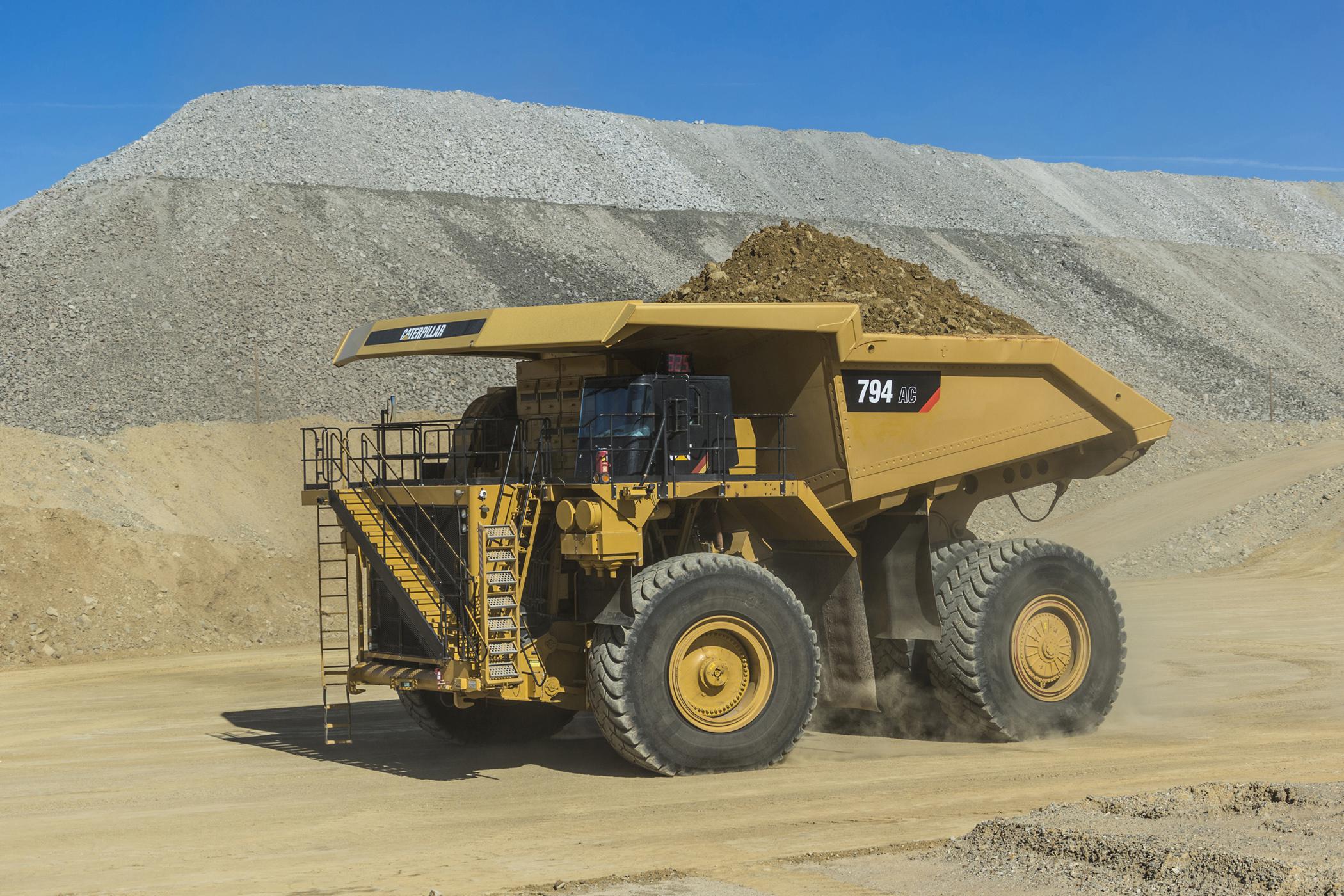  The Caterpillar 794 C is the newest off-highway truck by Caterpillar