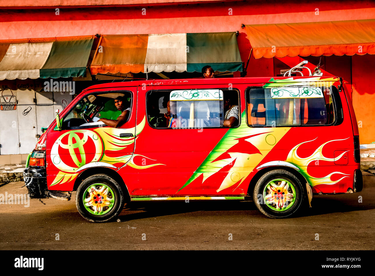 Ivory Coast Abidjan Traffic High Resolution Stock Photography and Images -  Alamy