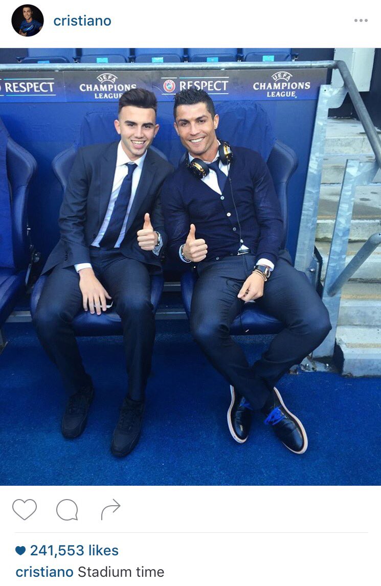 Cg_Lx-lWwAA8X8V.jpg:large