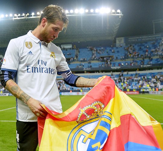 DAYMZG2XoAEBeam.jpg:large