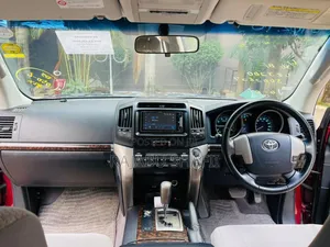 Toyota Land Cruiser 2012 Red