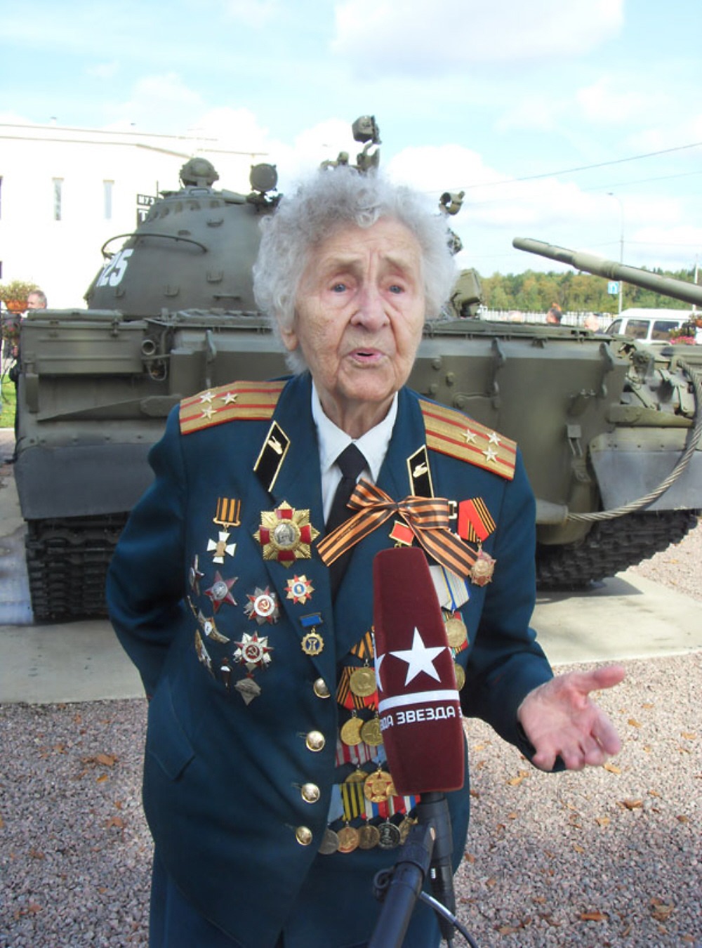 00-colonel-lyudmila-kalinina-1915.jpg