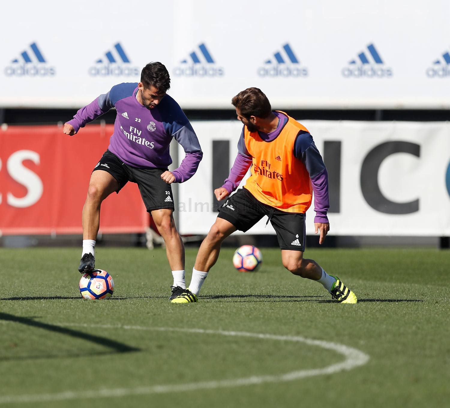 Cs9LW5iXYAAdt9Z.jpg:large