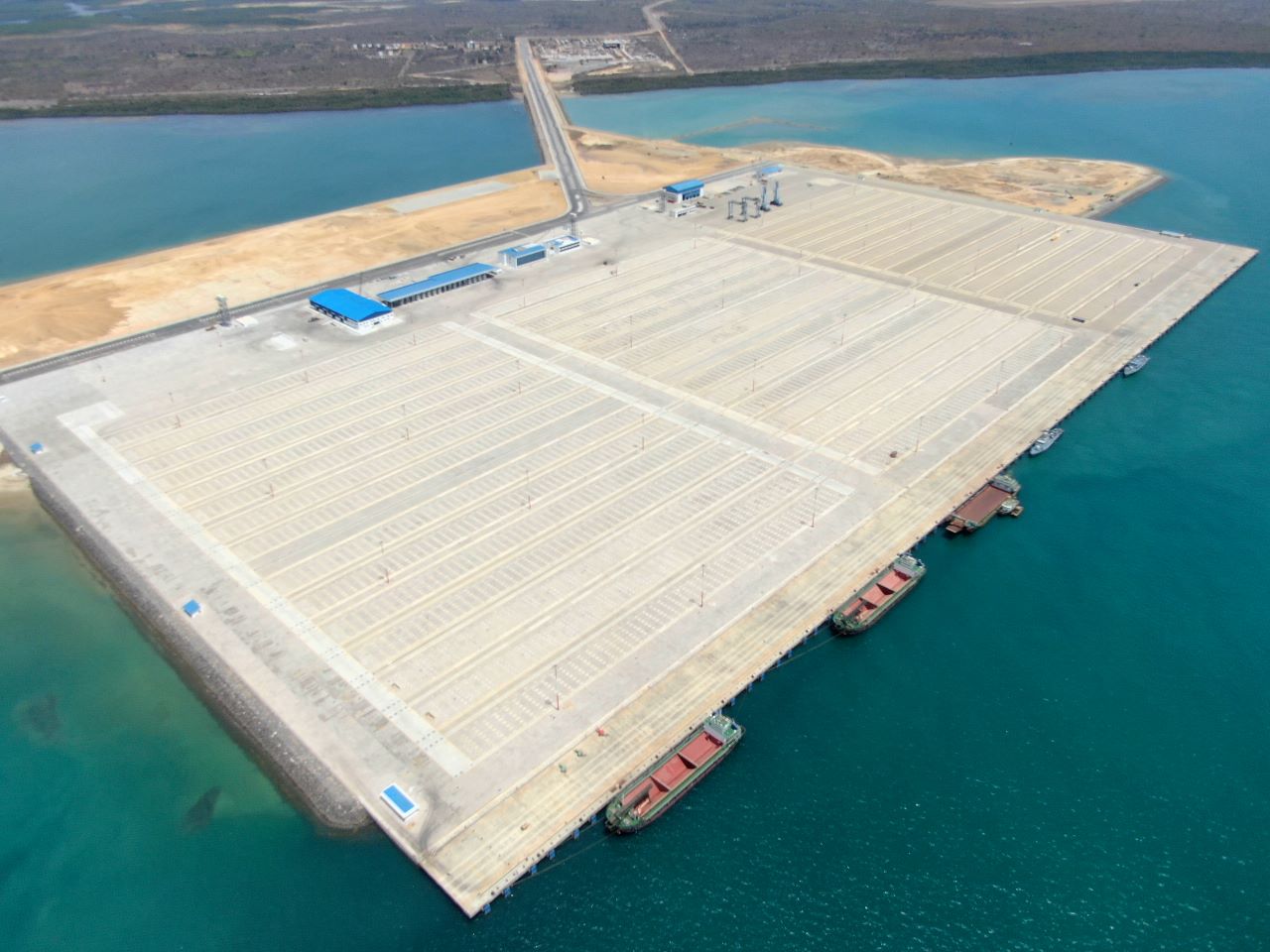 Timothy Kibet on X: Finally, Lamu port has received it's Port cranes. 2  years late but now we are about to awake this beast of a port. Berths are  400 meters long,