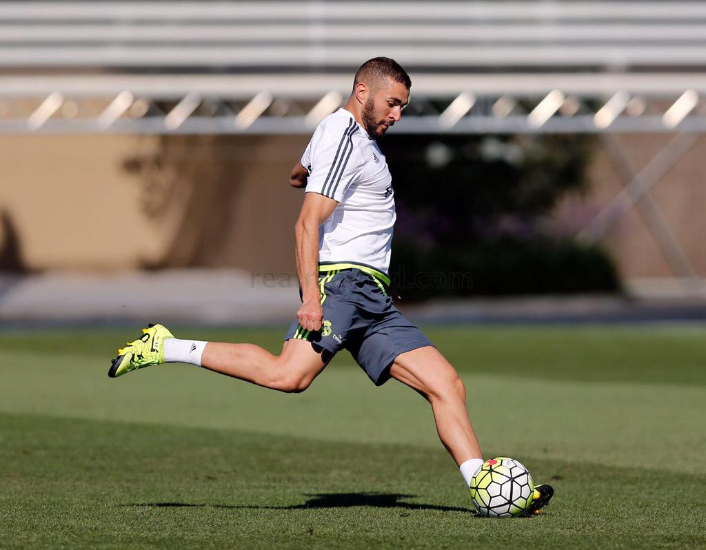 CNfbLfTWUAAnW_D.jpg:large