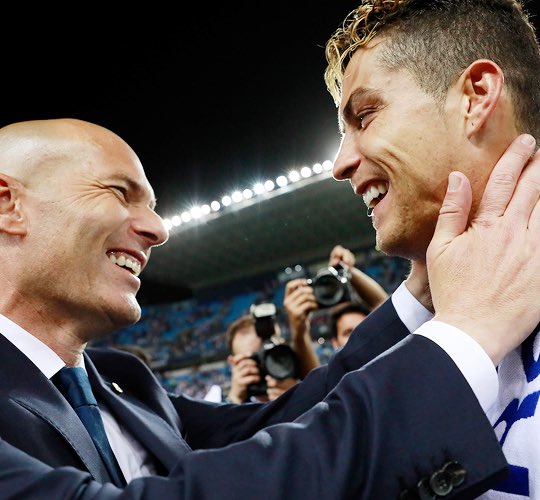 DAYMPegW0AMNjVW.jpg:large