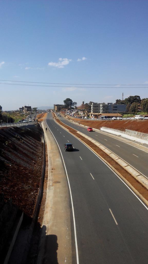 B9yRojlIAAAf6Ae.jpg:large