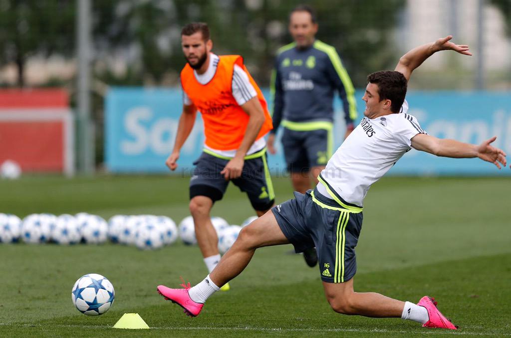 COx1AY-VEAACg8W.jpg:large