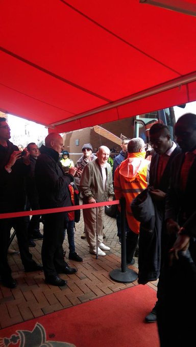 CCoqpItWMAANn5d.jpg:small