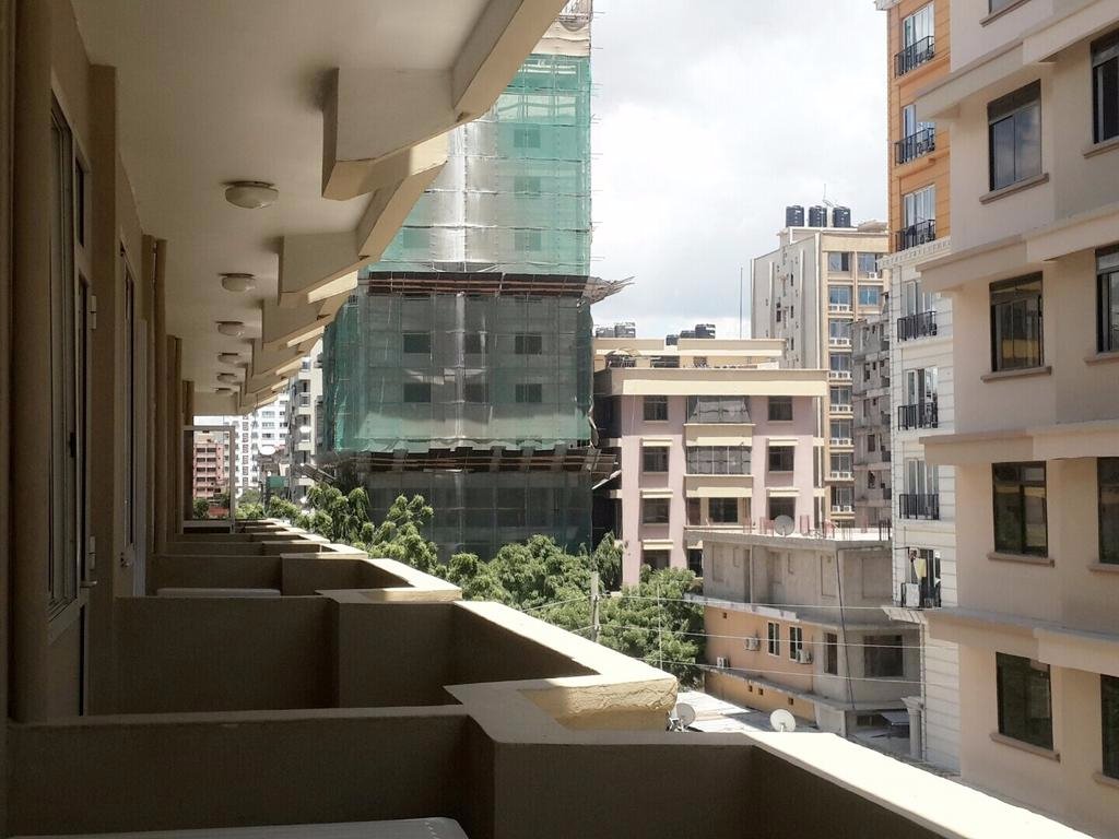 iris-hotel-dar-es-salaam.jpg