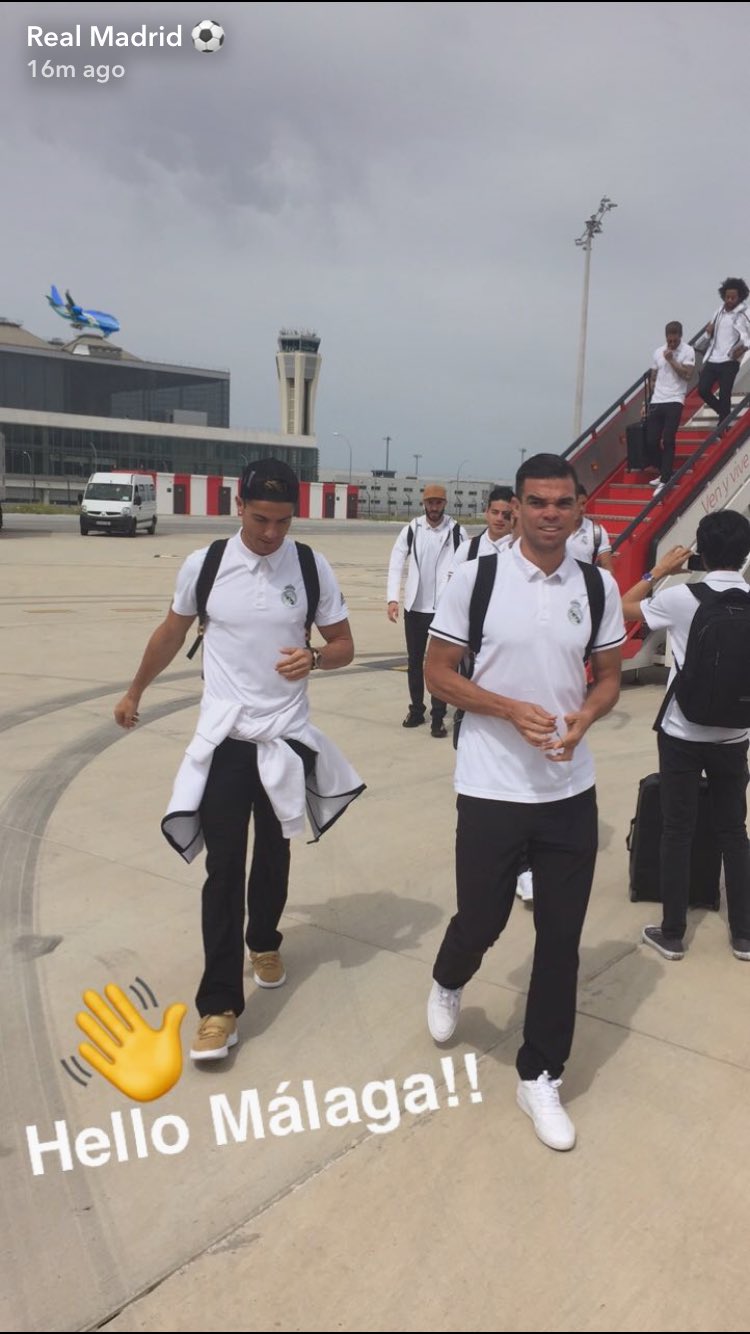 DAV7cZHWsAAYqMr.jpg:large