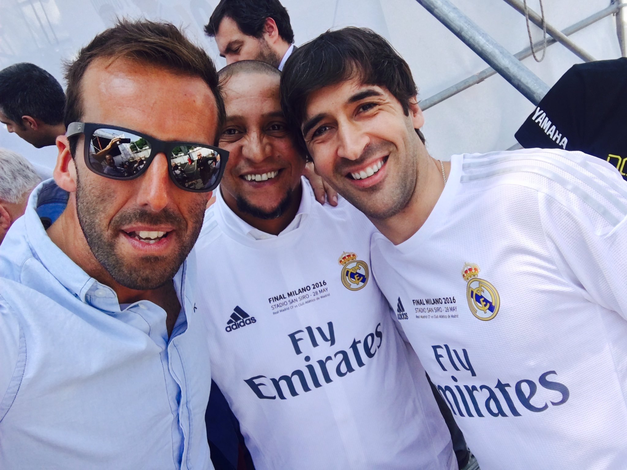 CjilXS-W0AAZnr3.jpg:large