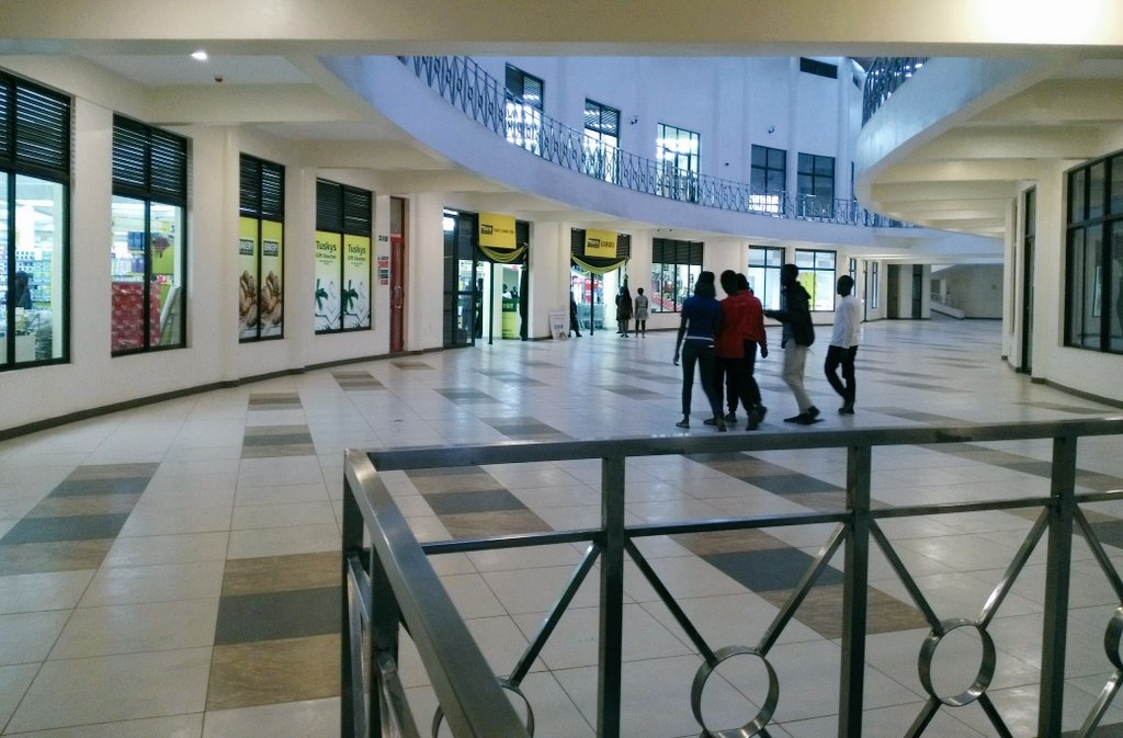 C0vzTyaXAAEEA4a.jpg
