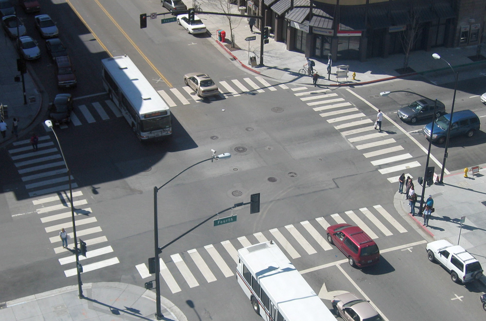 Intersection_4way_overview.jpg