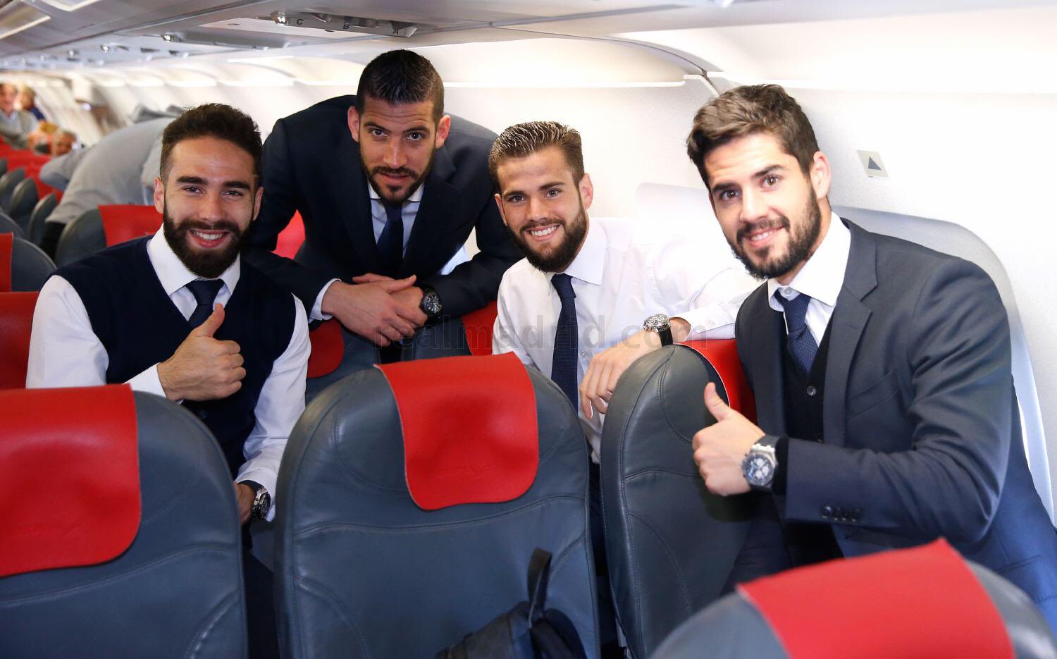 CfRVhG0UsAAfyPz.jpg:large