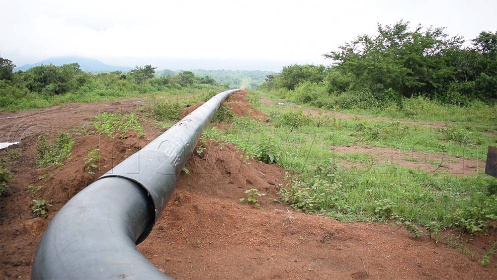 Kingfisher feeder crude oil pipeline in Kabalega industrial area Photo by Ambrose Niwagaba Katoto