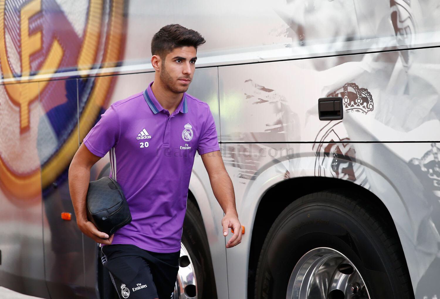 Cq2_s-6XgAA4zKi.jpg:large