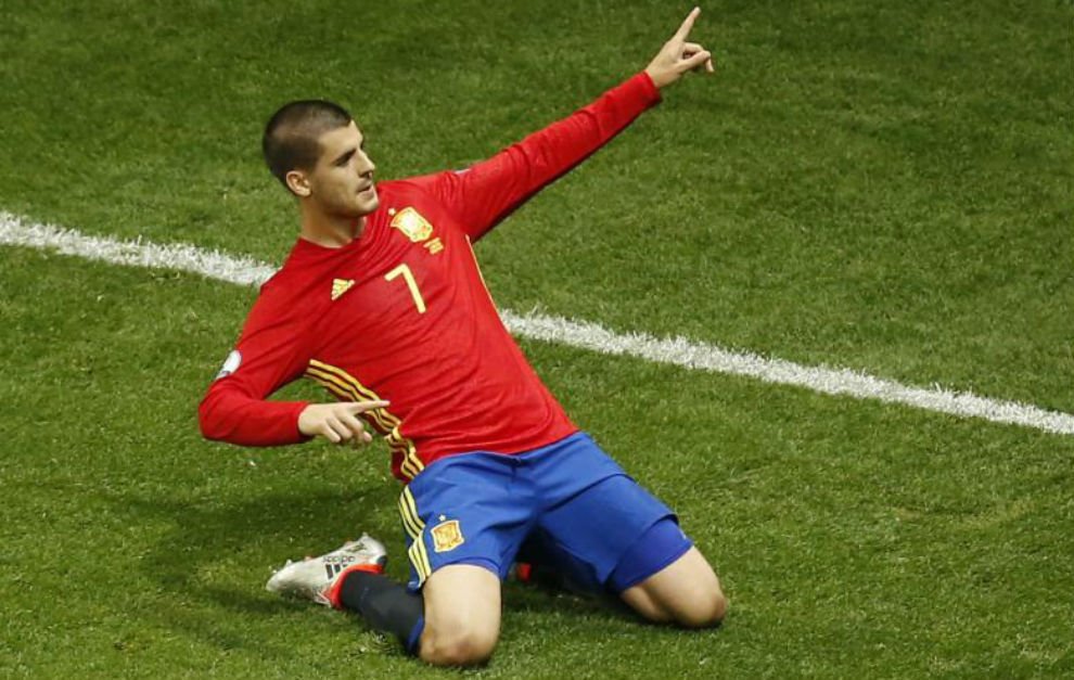 CleUdqpWgAAHNHq.jpg:large