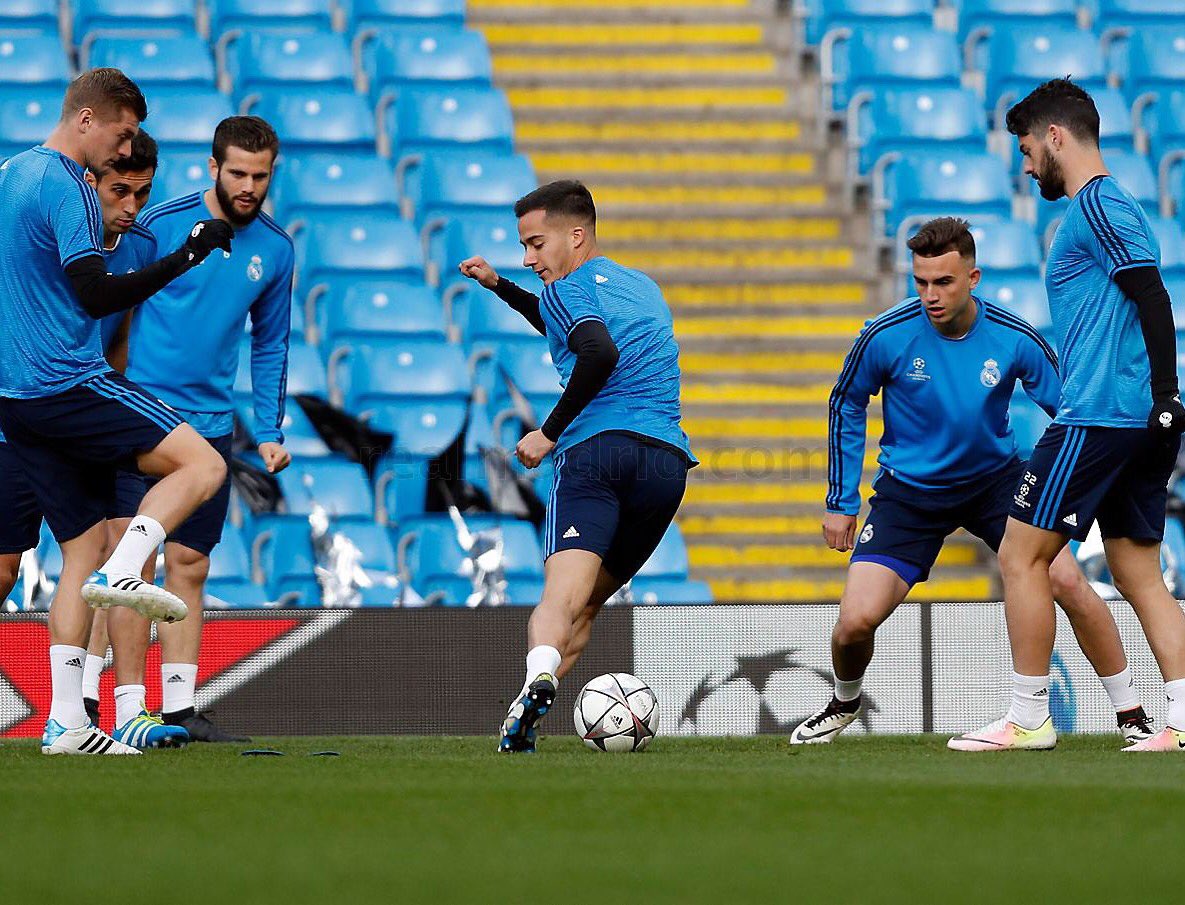 Cg69d1eU0AAByZg.jpg:large