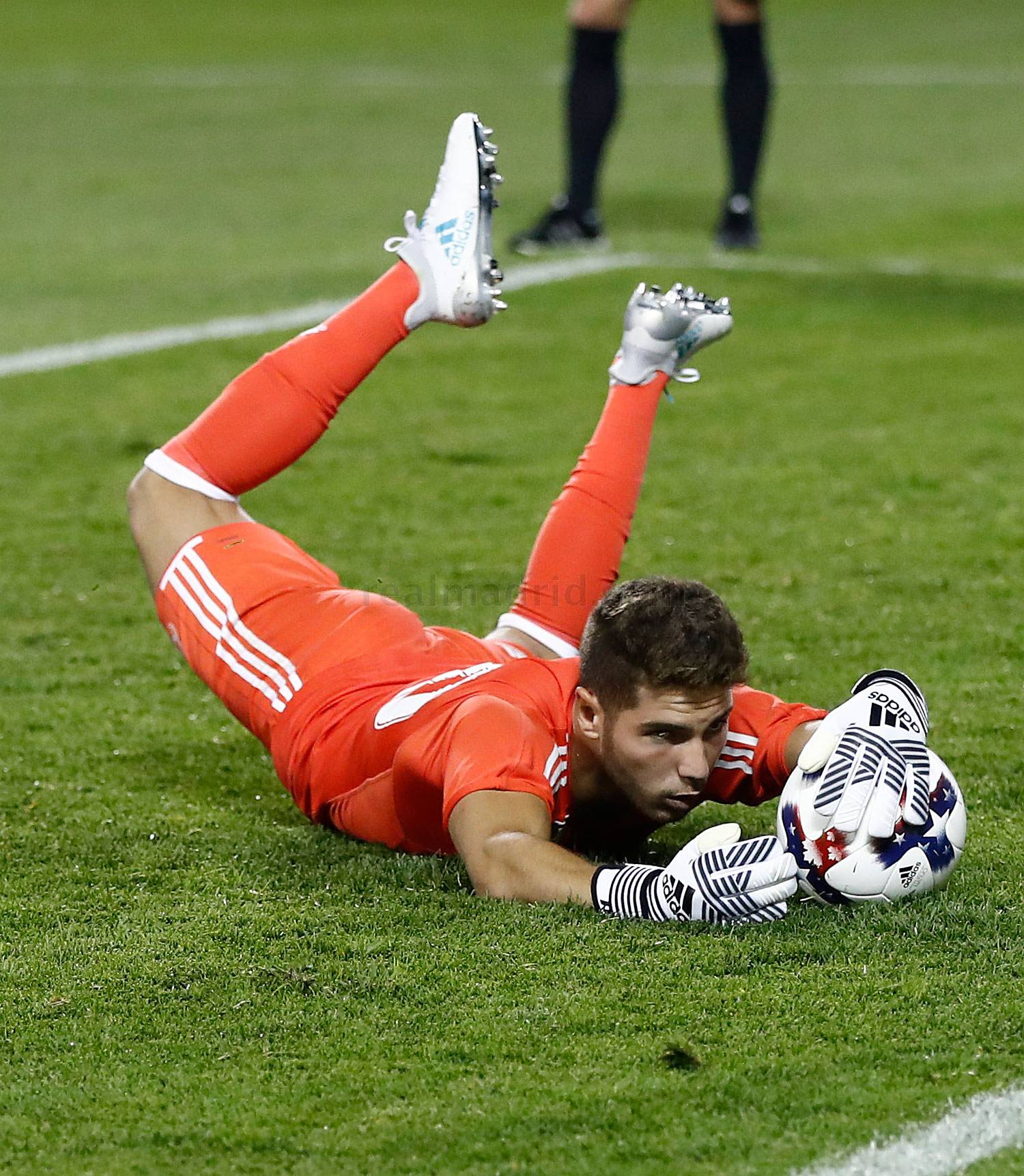 DGSHFfbUAAEQrzm.jpg:large