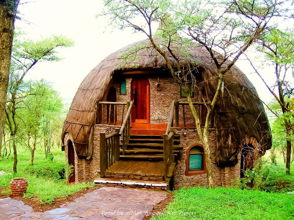 Dome-Rondavels-Serengeti-National-Park-Tanzania-Africa..jpg