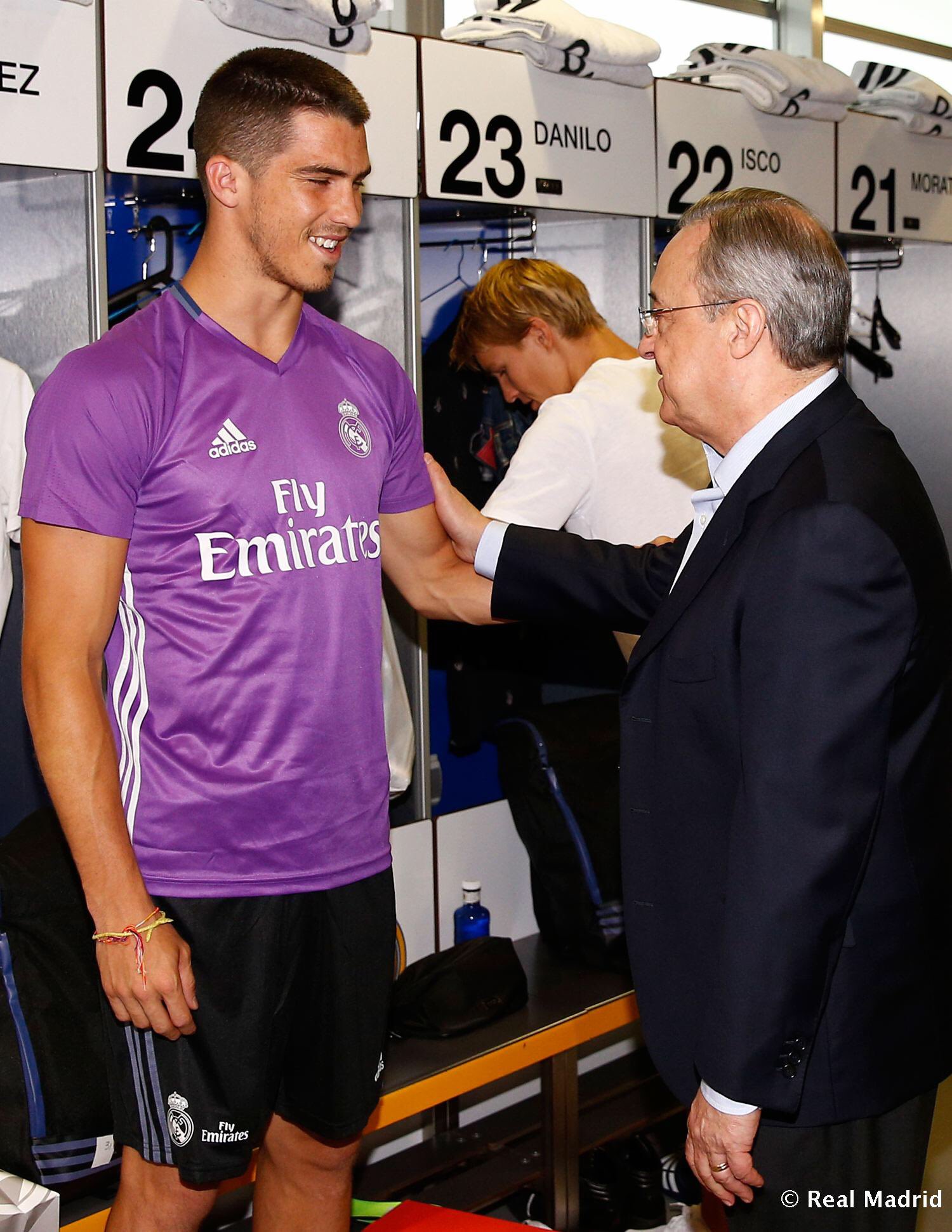 Cnex3vxW8AAWmf3.jpg:large