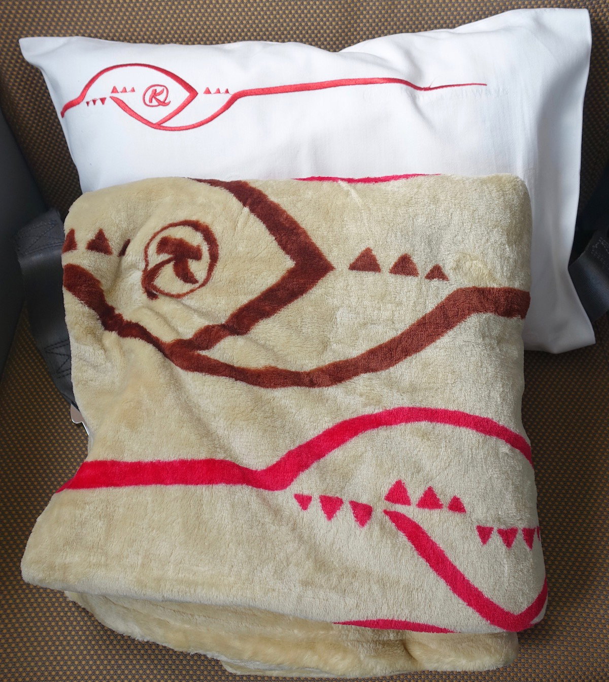 Kenya-Airways-787-Business-Class-5.jpg