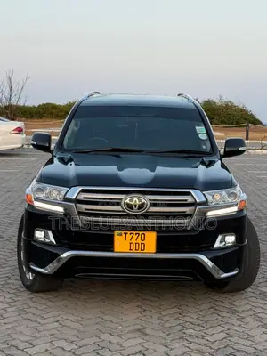 Toyota Land Cruiser 2011 Black