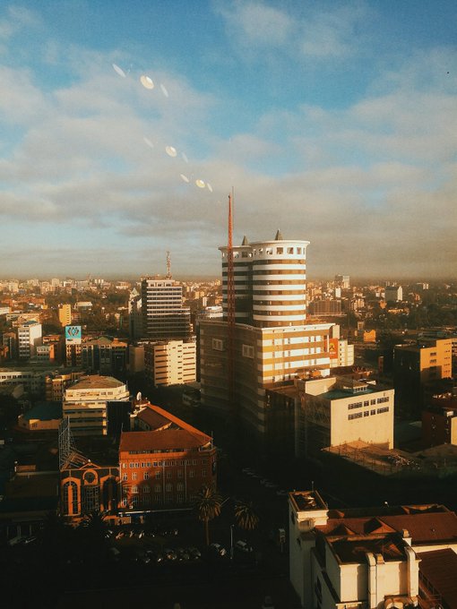 C4CpI_DXUAAnHXv.jpg:small