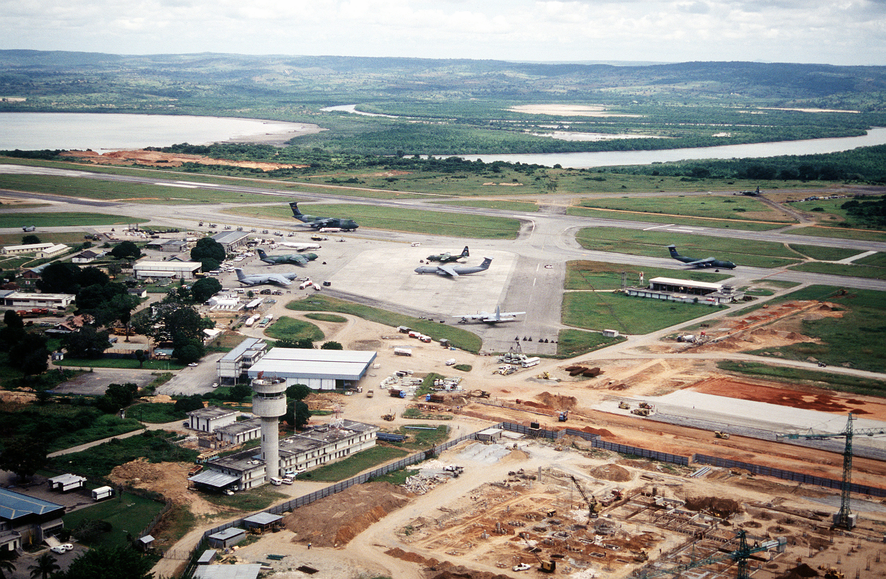 Moi_Airport_DF-ST-99-05501.jpg